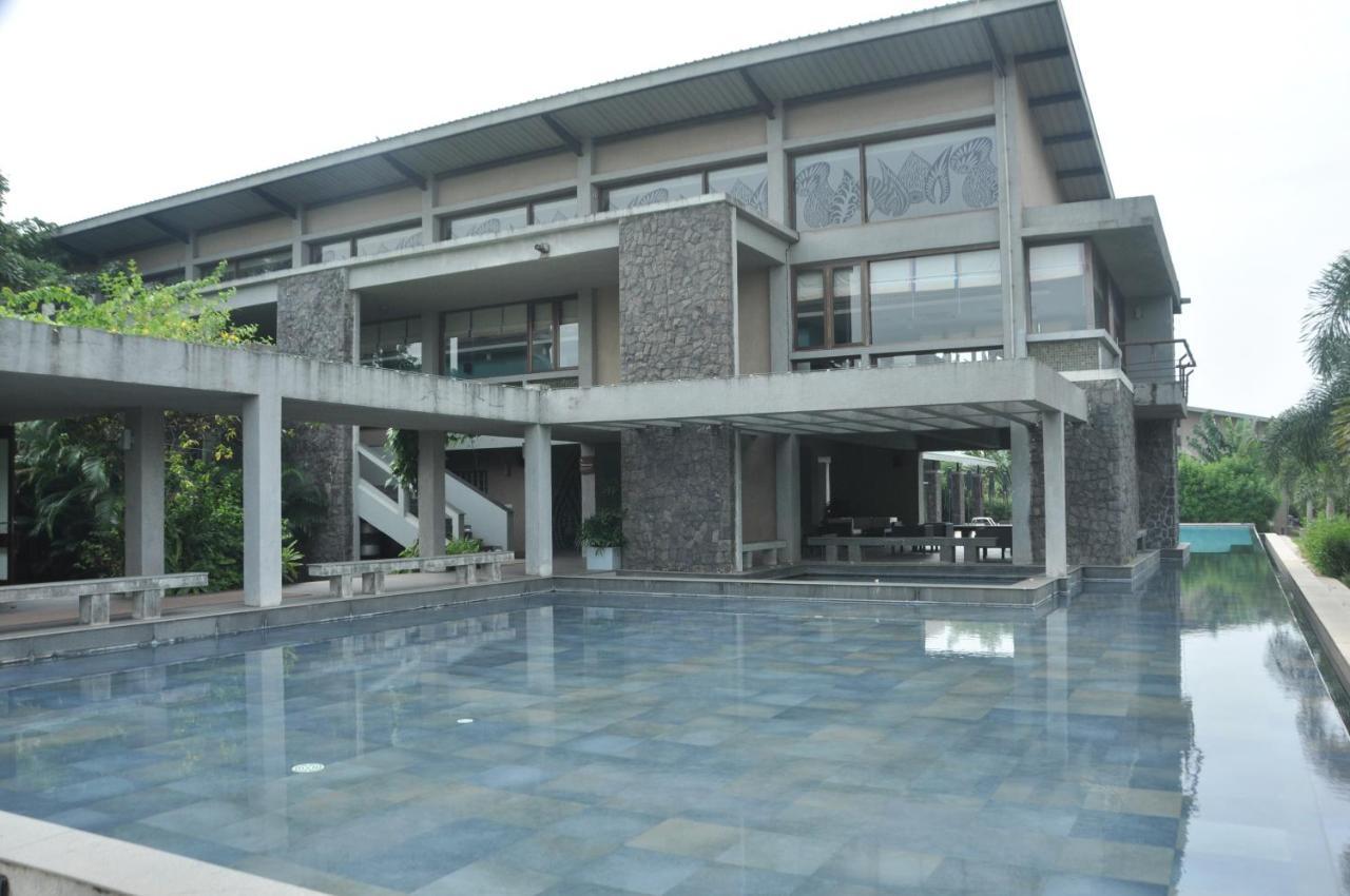 Fountainhead Hotel อลีบาก ภายนอก รูปภาพ