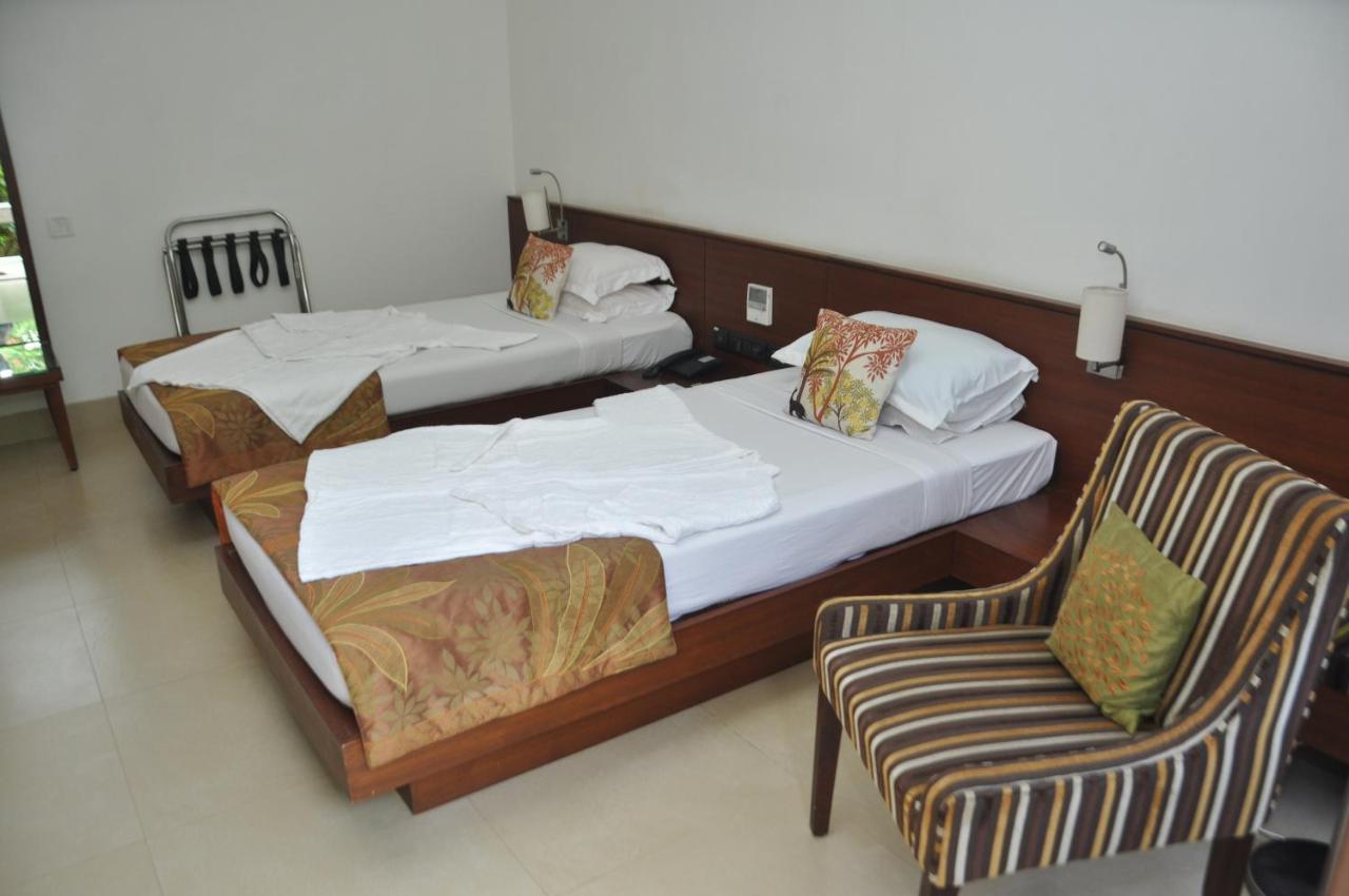 Fountainhead Hotel อลีบาก ภายนอก รูปภาพ